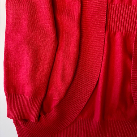 BEAUTIFUL Warm Red Sweater Cardigan Small NWTags - Picture 5 of 10